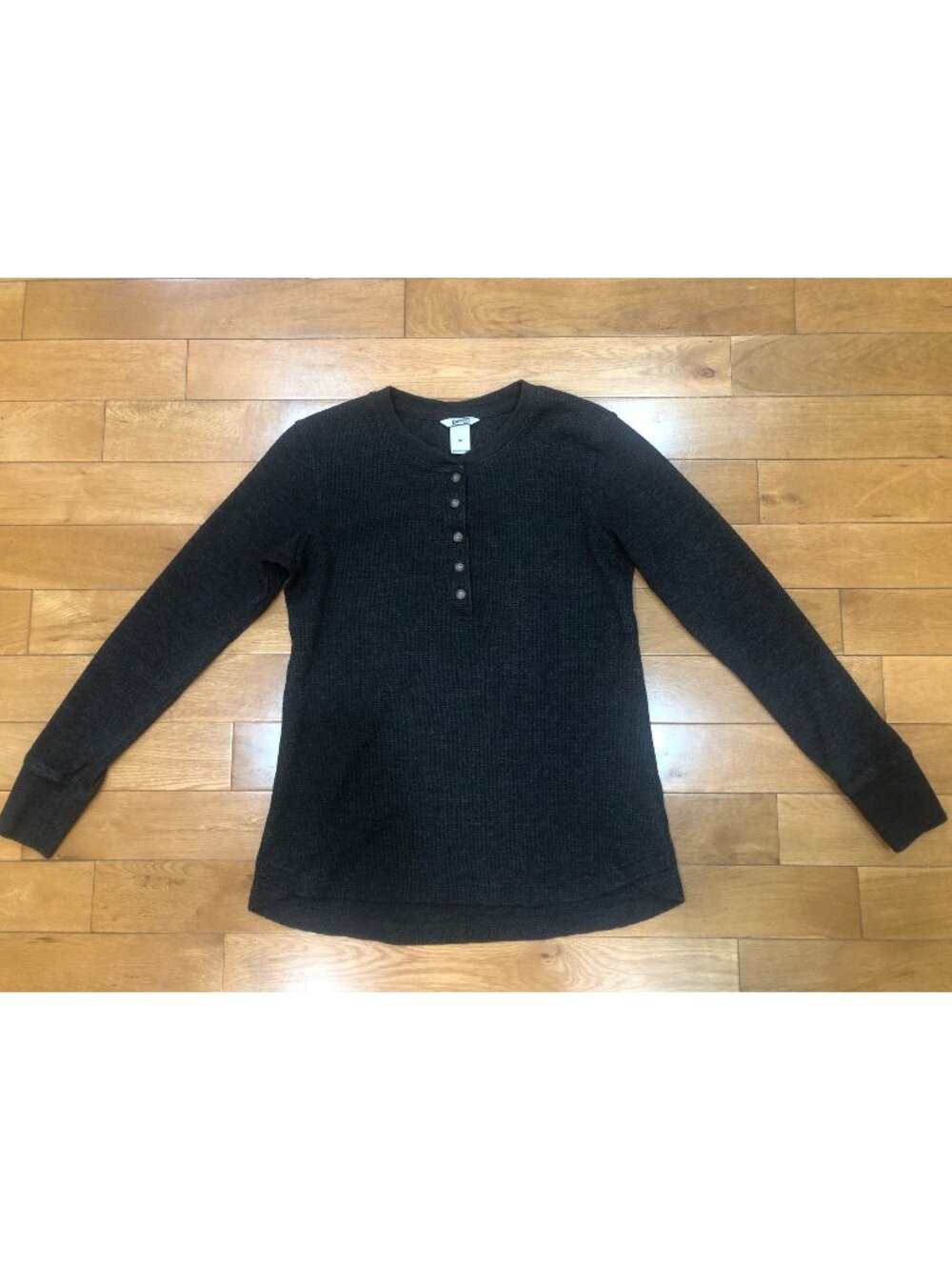 Duluth Trading Woman's Long Sleeve Waffle Knit Gray Henley Shirt Sz M Cabincore